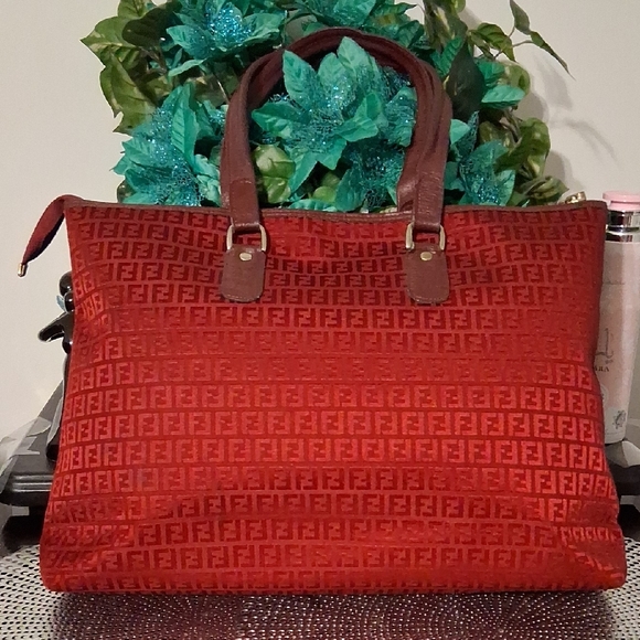 Fendi Vintage Dark Red Zucchini Tote Bag - Picture 2 of 6